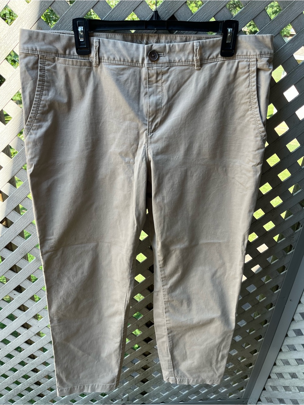 Banana Republic City Chino pants